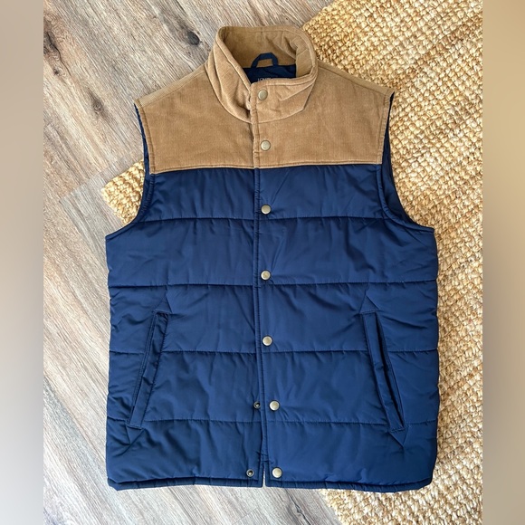 EUC Men’s J. Crew Corduroy Puffer Vest - Size S - Picture 1 of 8